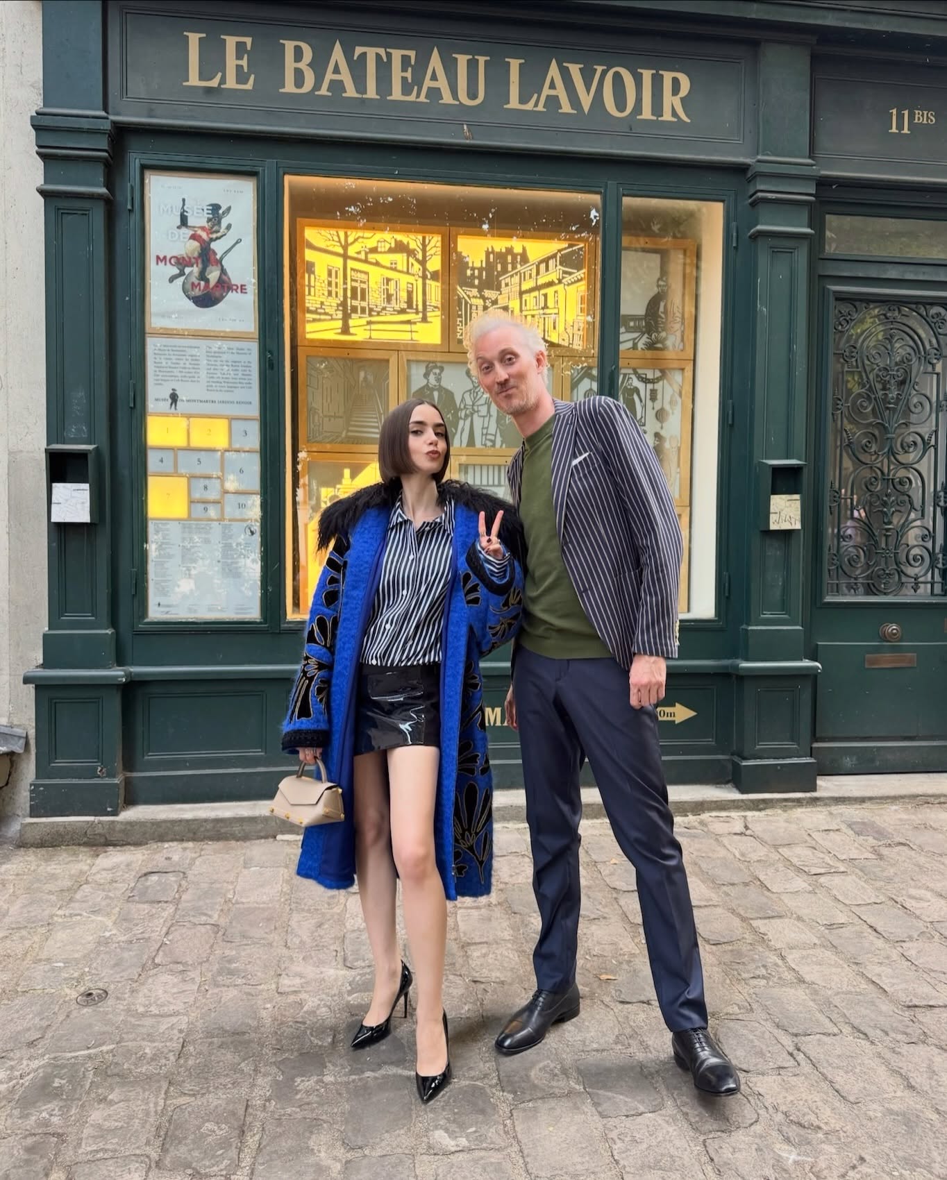 ليلي كولينز 