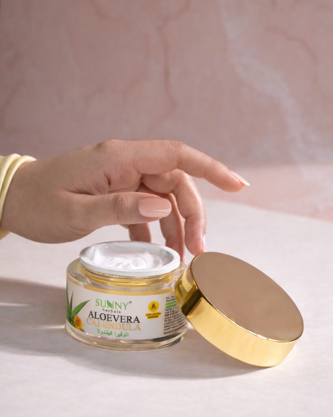 مرطب الوفيرا كيلندولا من Sunny Herbals
