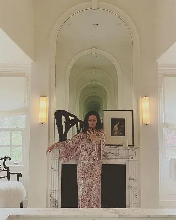 كاثرين زيتا جونز