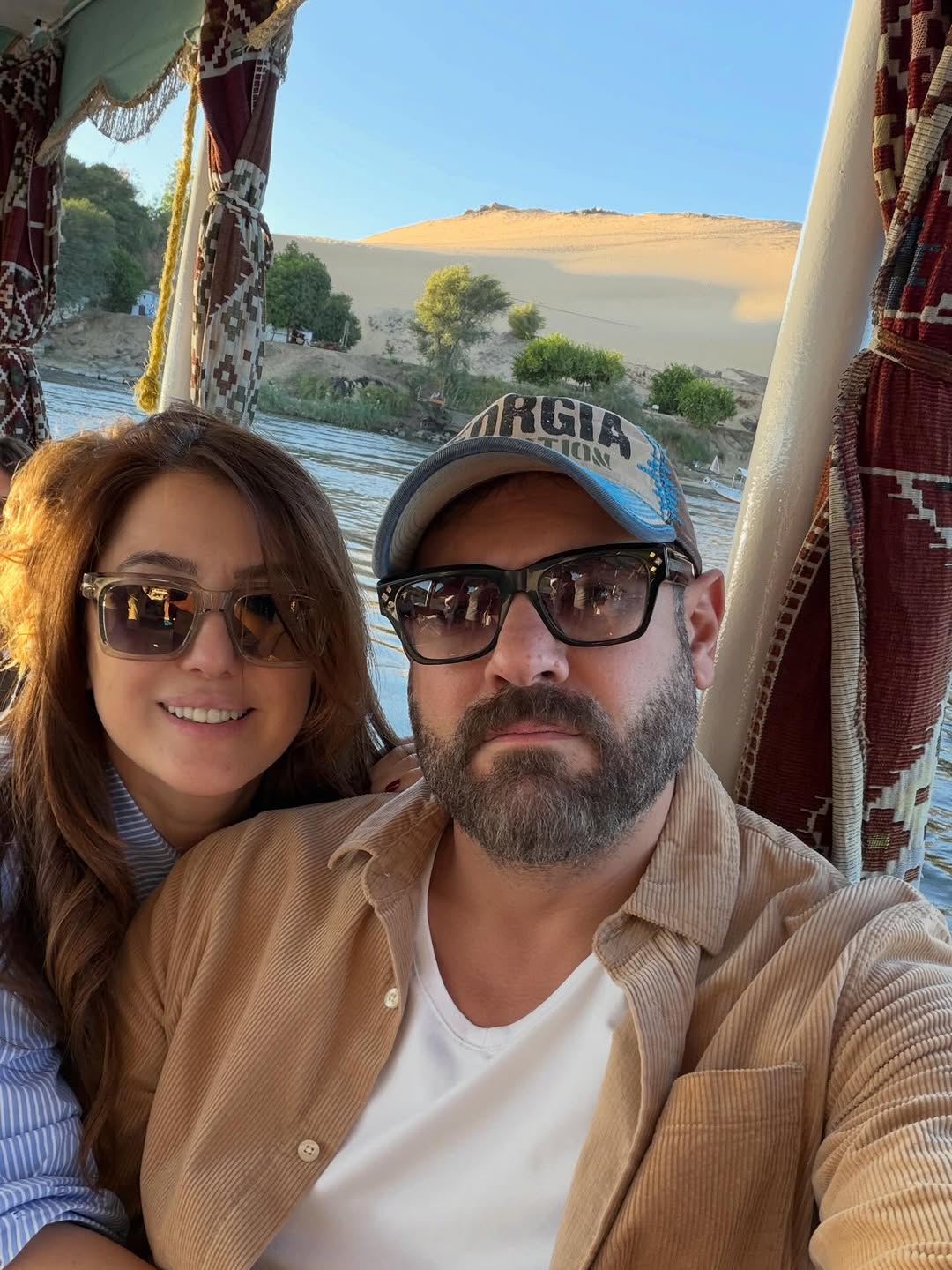 عمرو يوسف وكندة علوش في أسوان