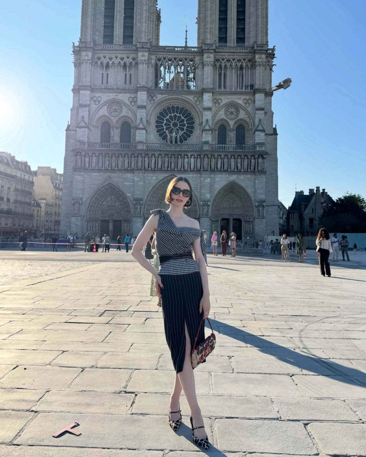 ليلي كولينز 