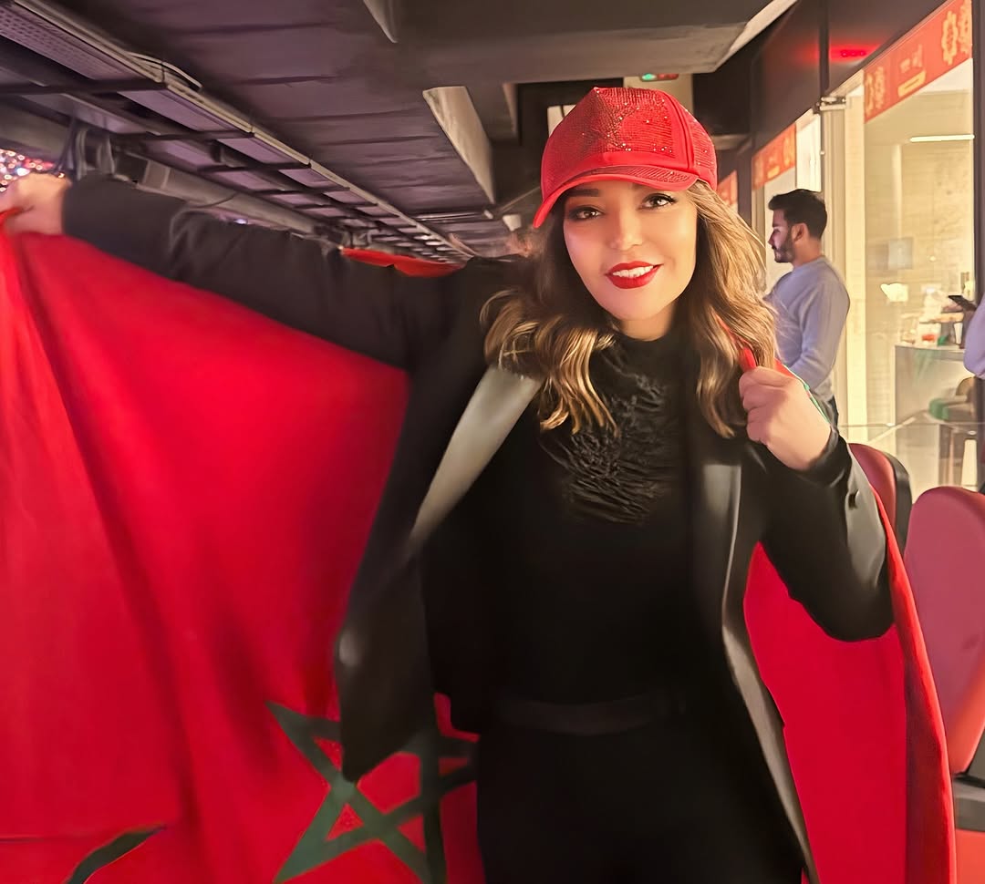 سميرة سعيد تساند المنتخب المغربي