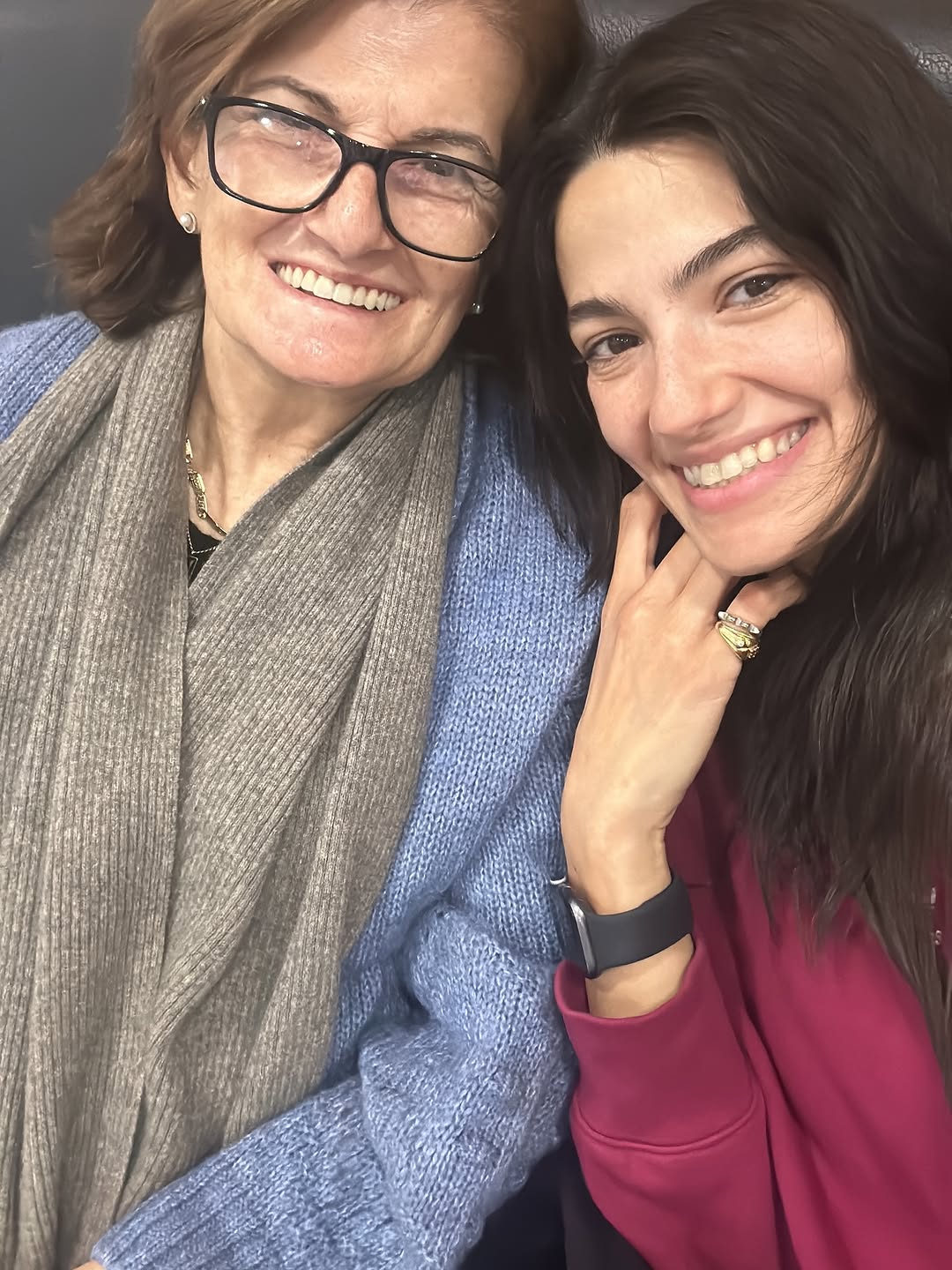 تارا عماد ووالدتها الراحلة