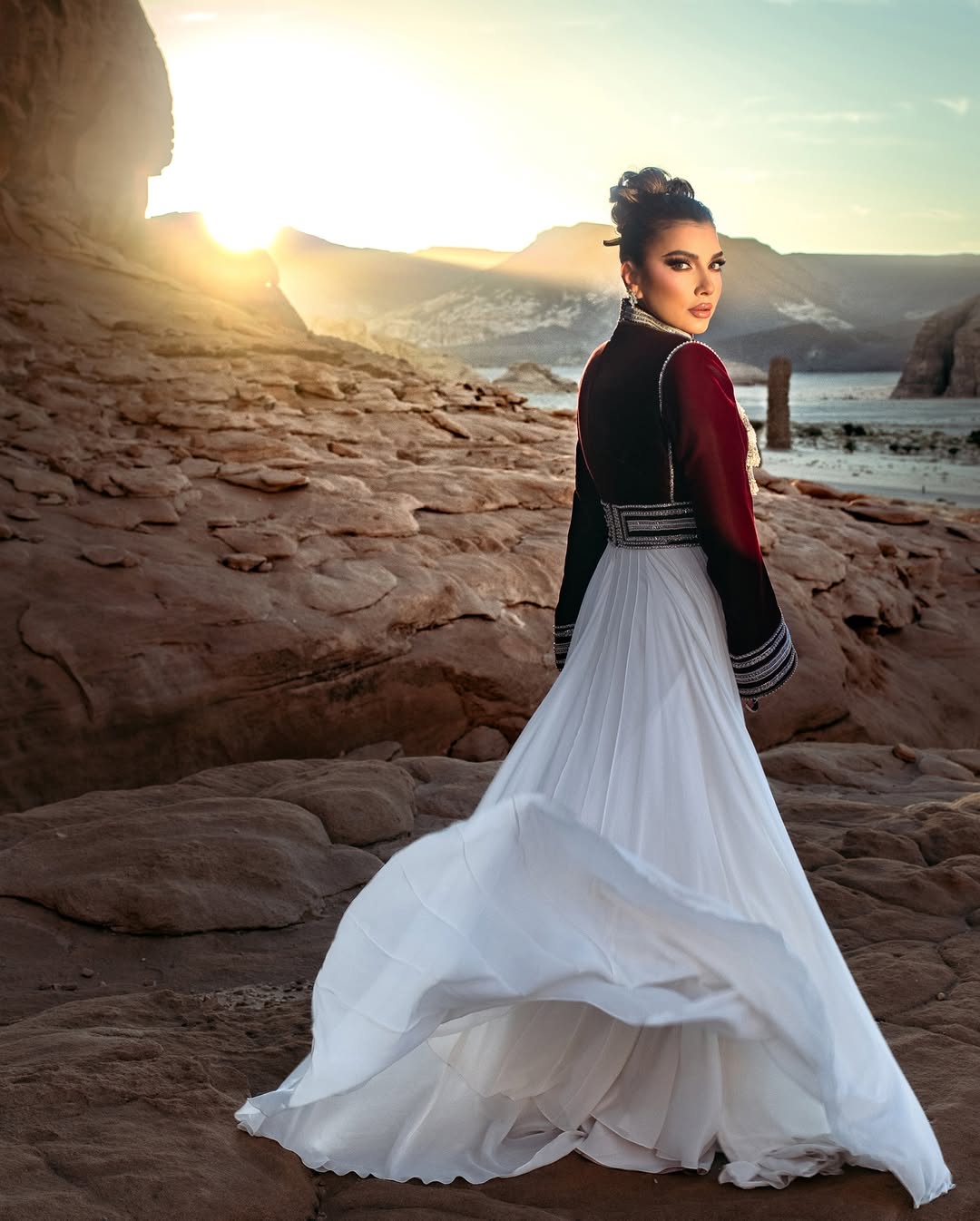 أصالة في العلا