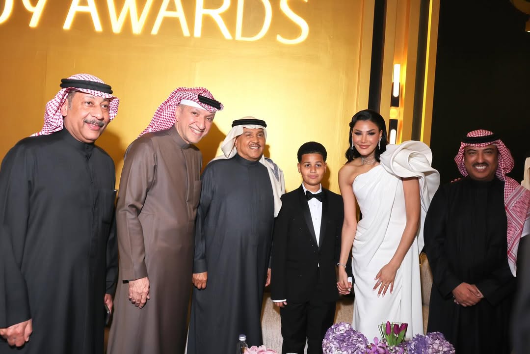 أميمة طالب ومحمد عبده وأصيل أبو بكر وسالم الهندي