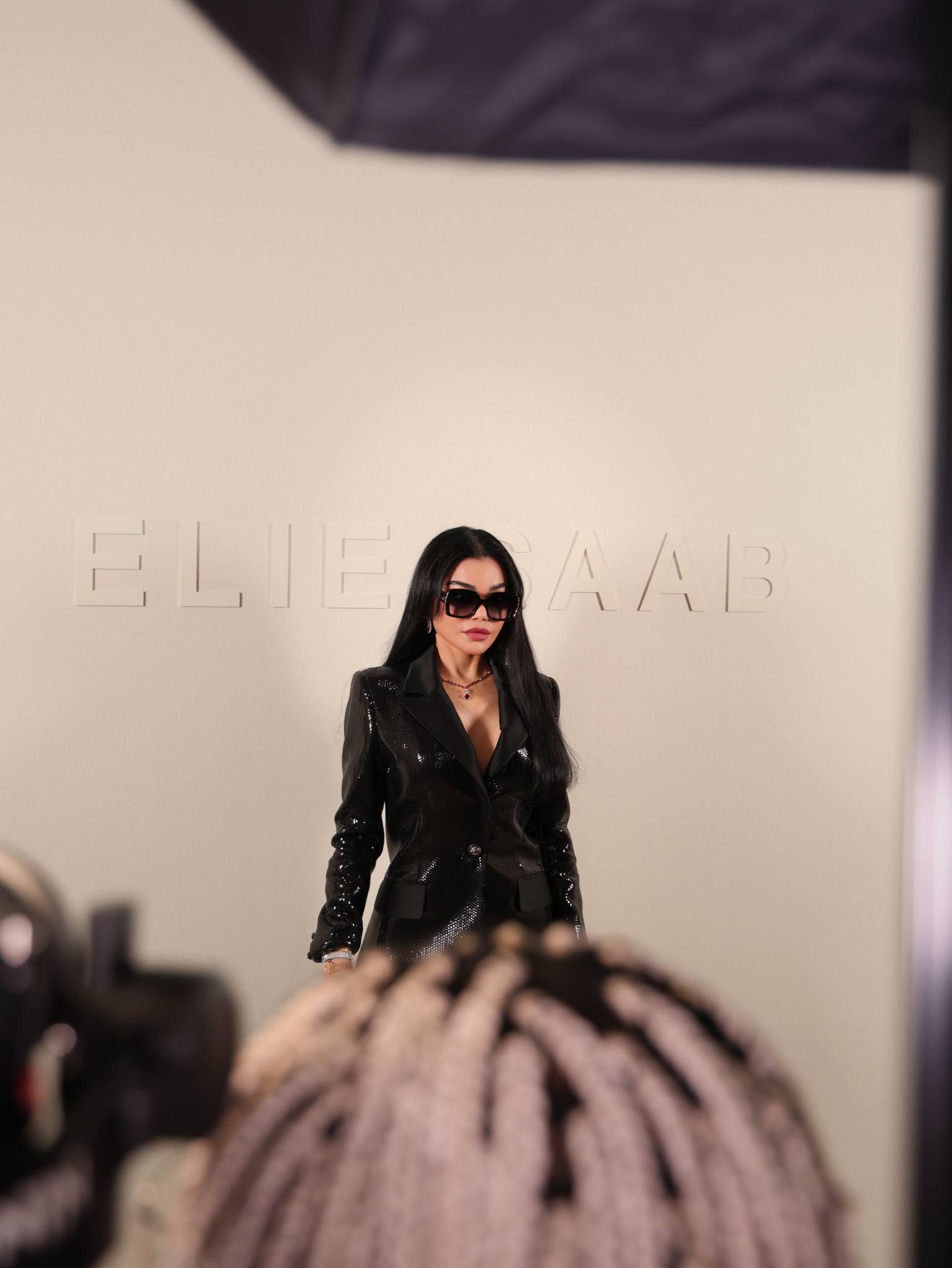 هيفاء وهبي.. أيقونة الأناقة في ضيافة إيلي صعب