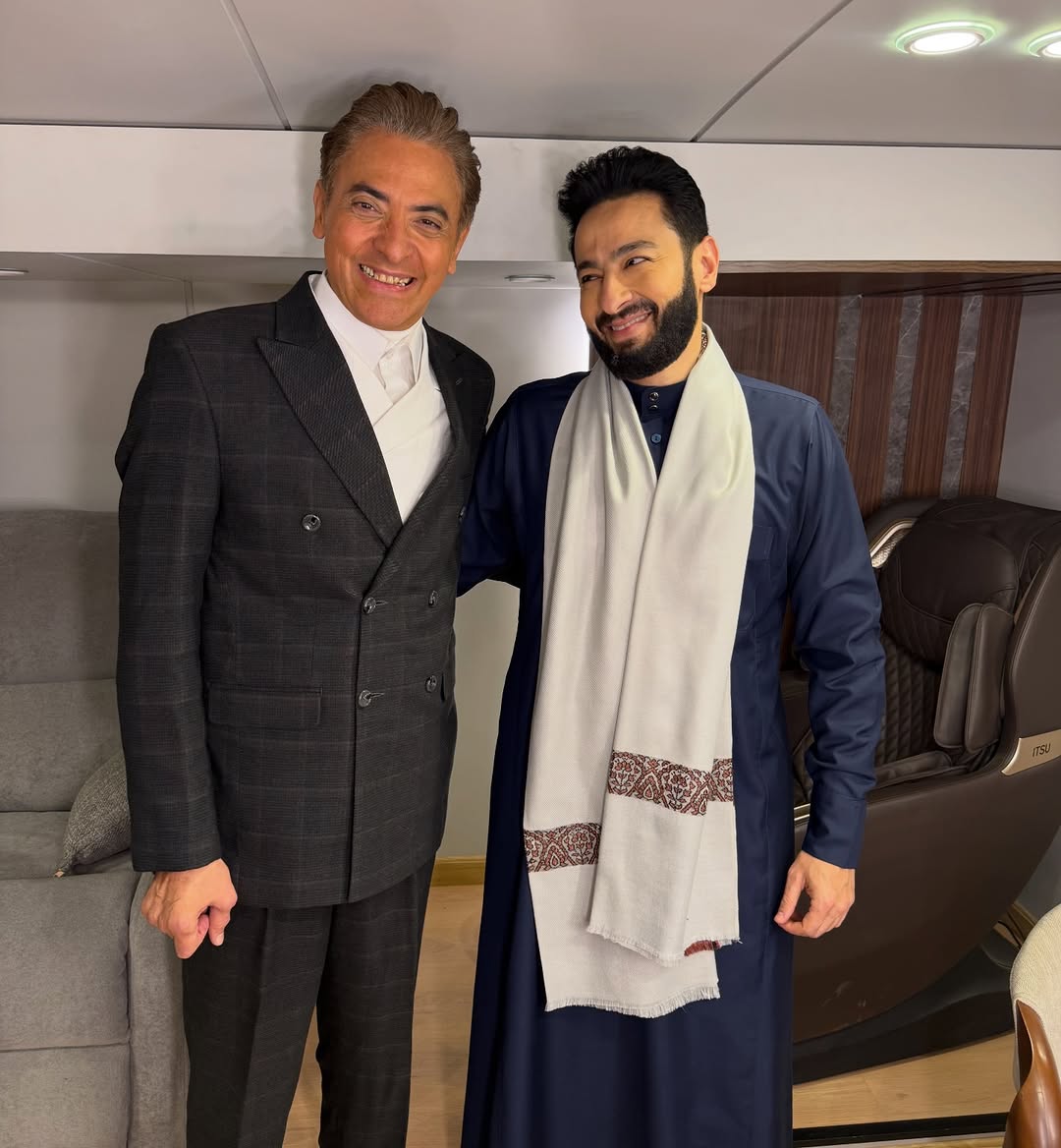 حمادة هلال وفتحي عبد الوهاب في كواليس مسلسل "المداح 6"