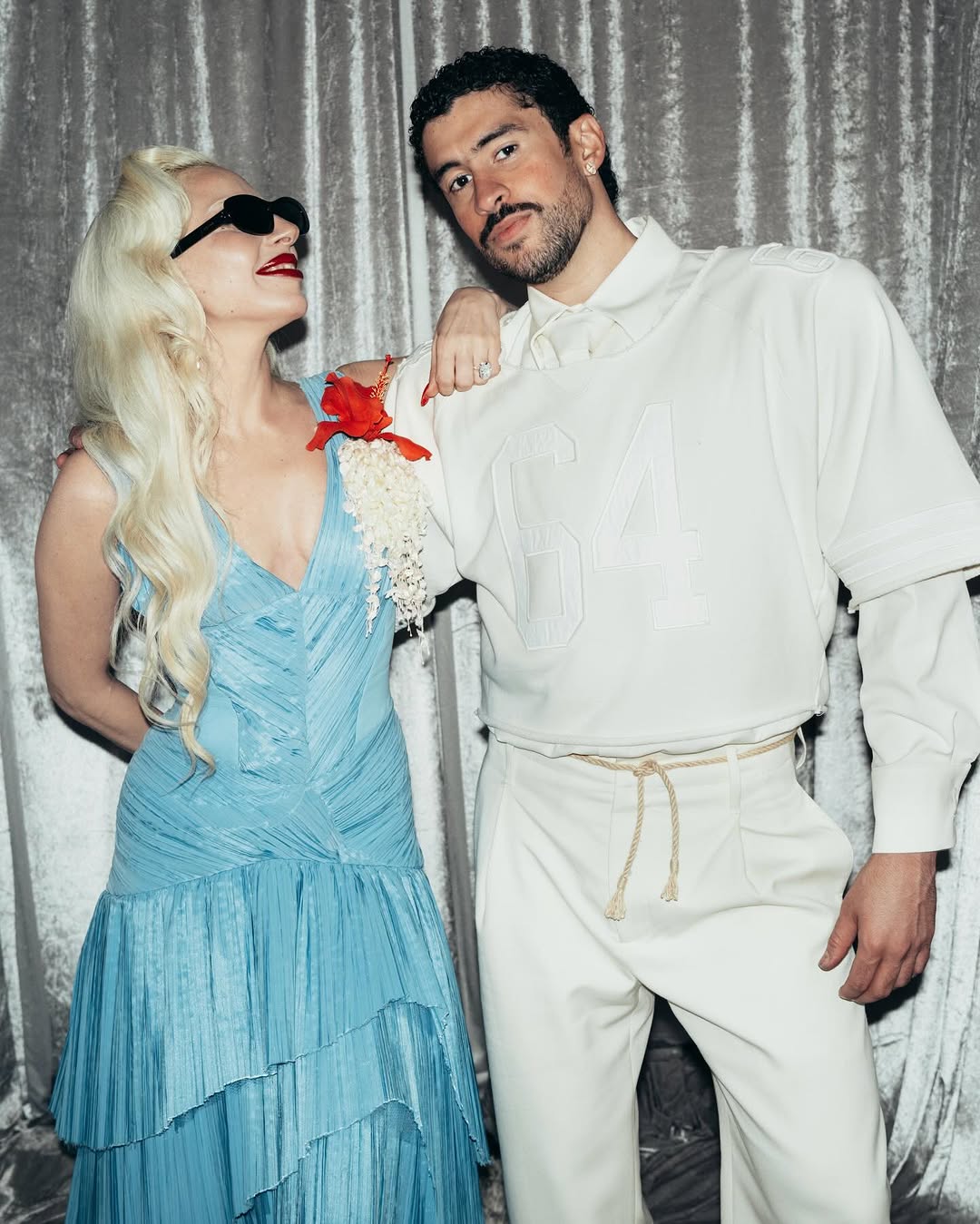 باد باني وليدي غاغا في حفل سوبر بول