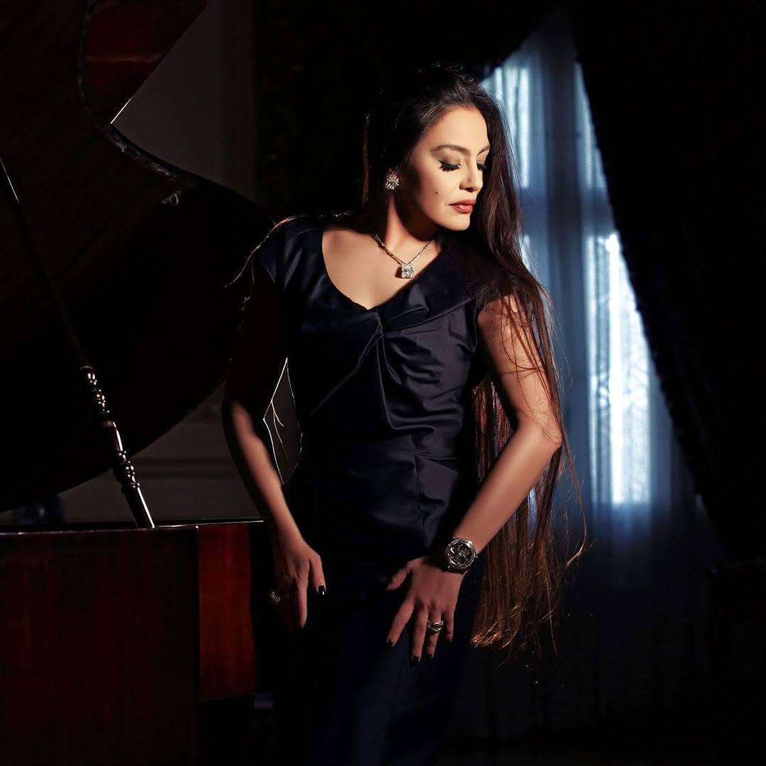 النجمة شريهان