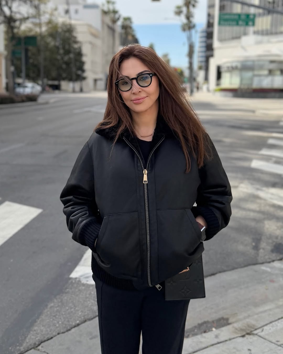 النجمة إليسا