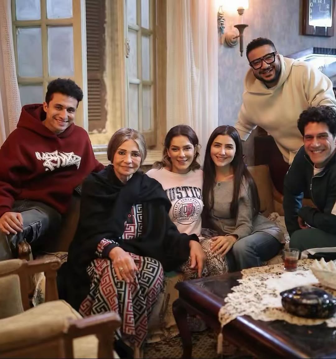 نجوم مسلسل "الست موناليزا"