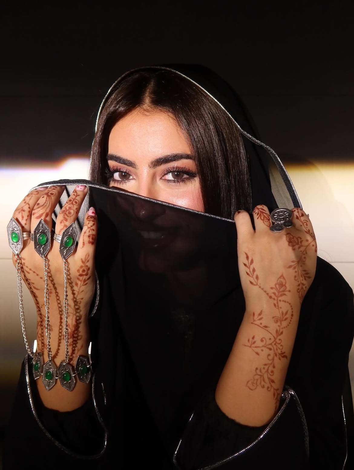 مكياج العيون: رسمة الآيلاينر السعودية التقليدية