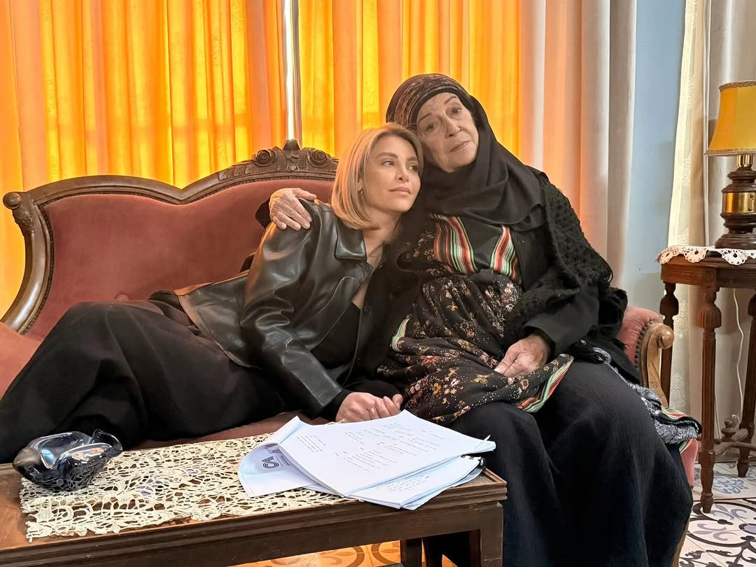 نور علي ومنى واصف