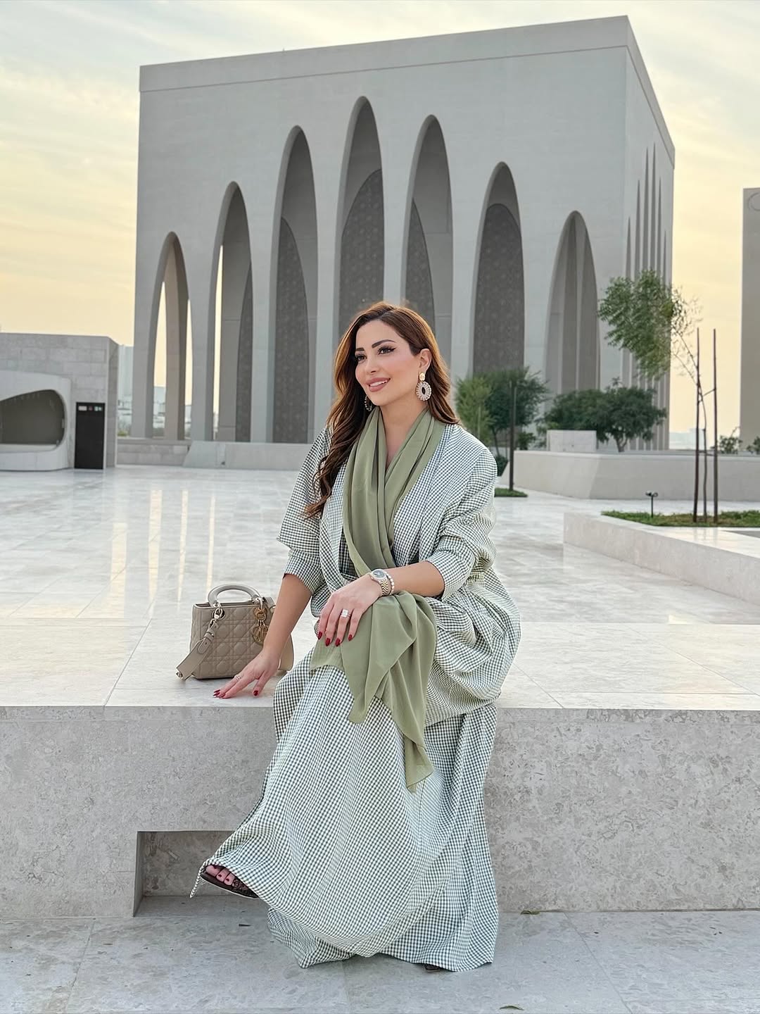 نسرين طافش في أبوظبي