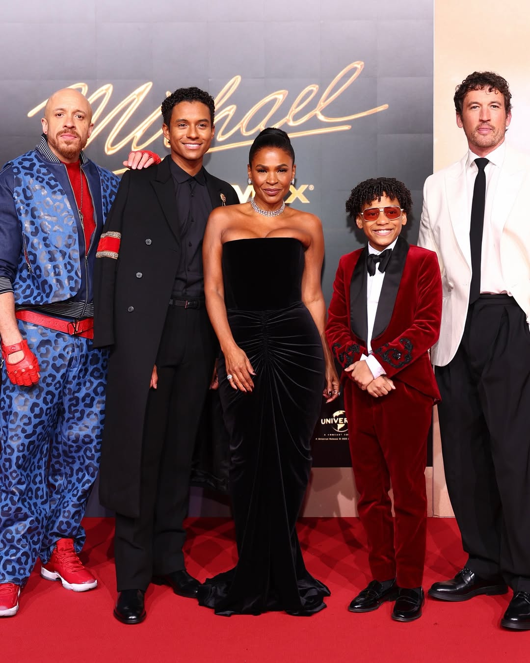 نجوم فيلم "مايكل"