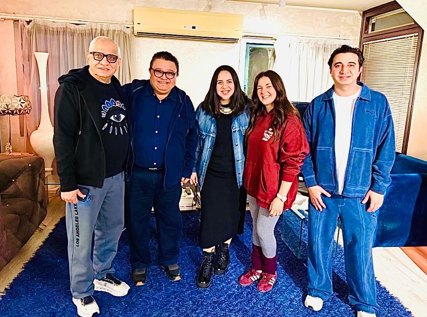 دنيا وإيمي سمير غانم