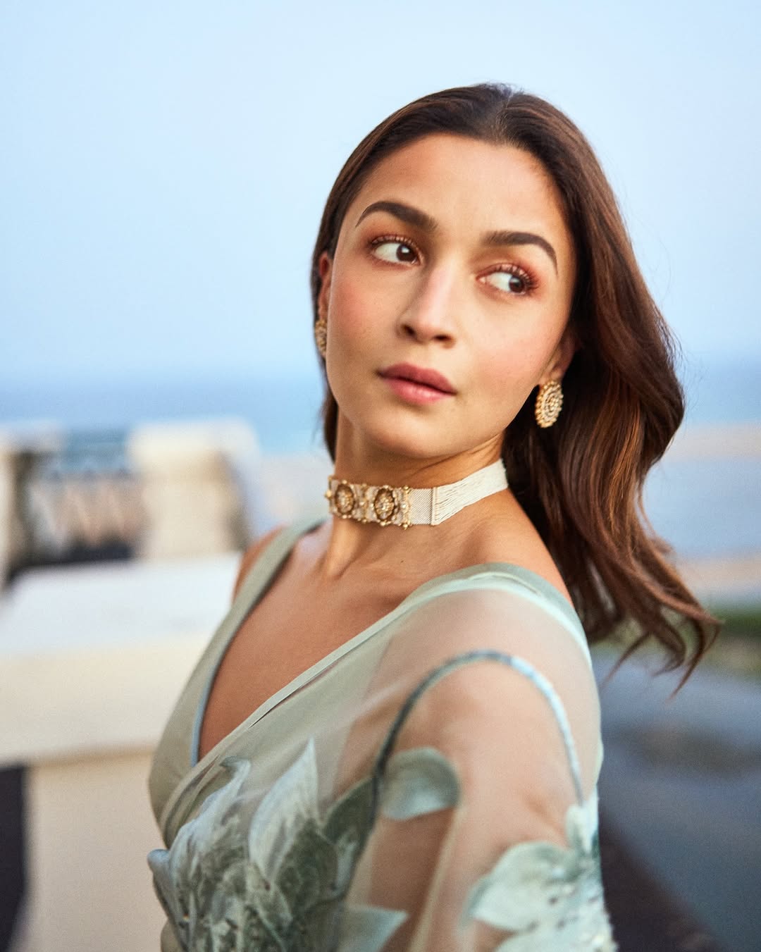 النجمة عليا بهات