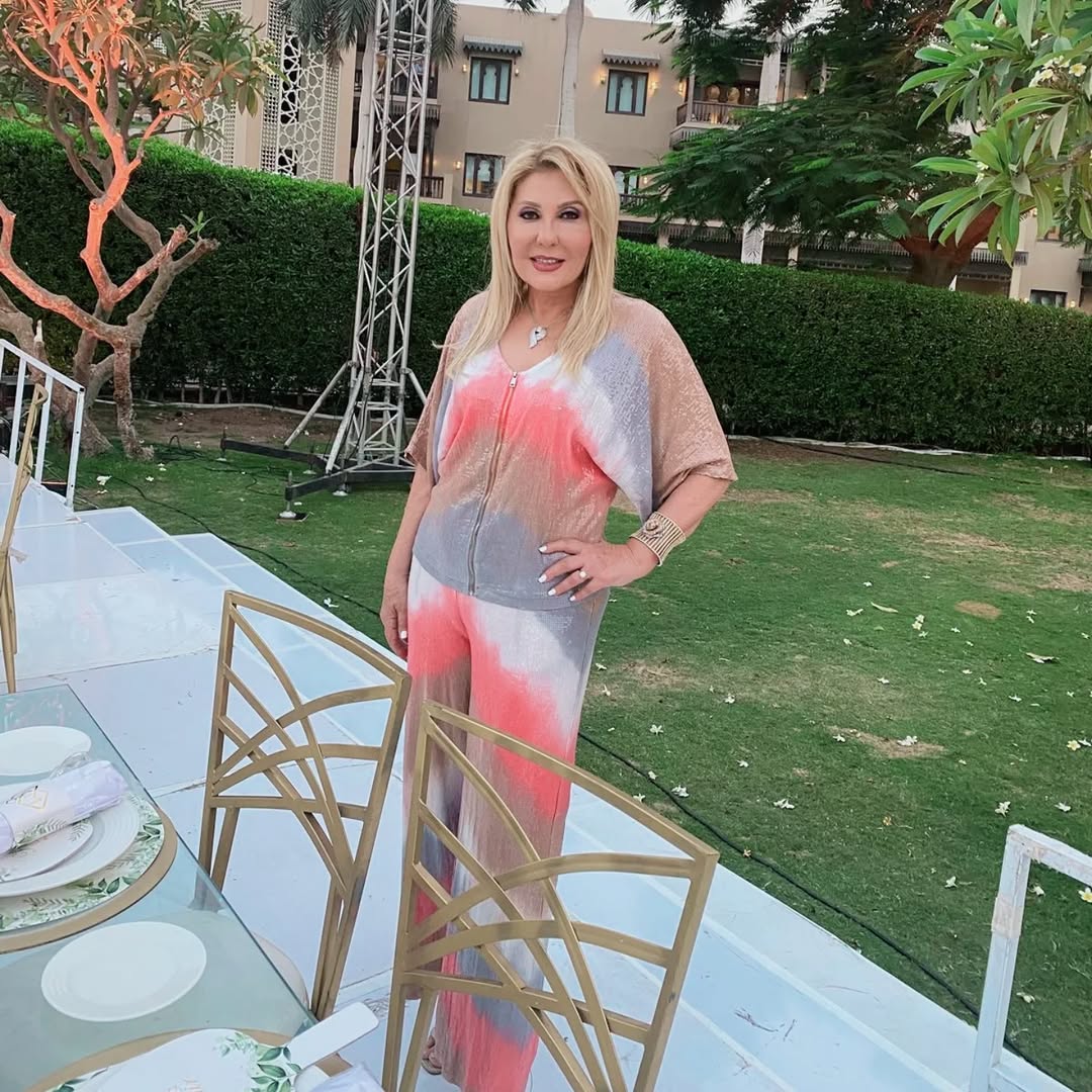 نادية الجندي تحتفل بشم النسيم