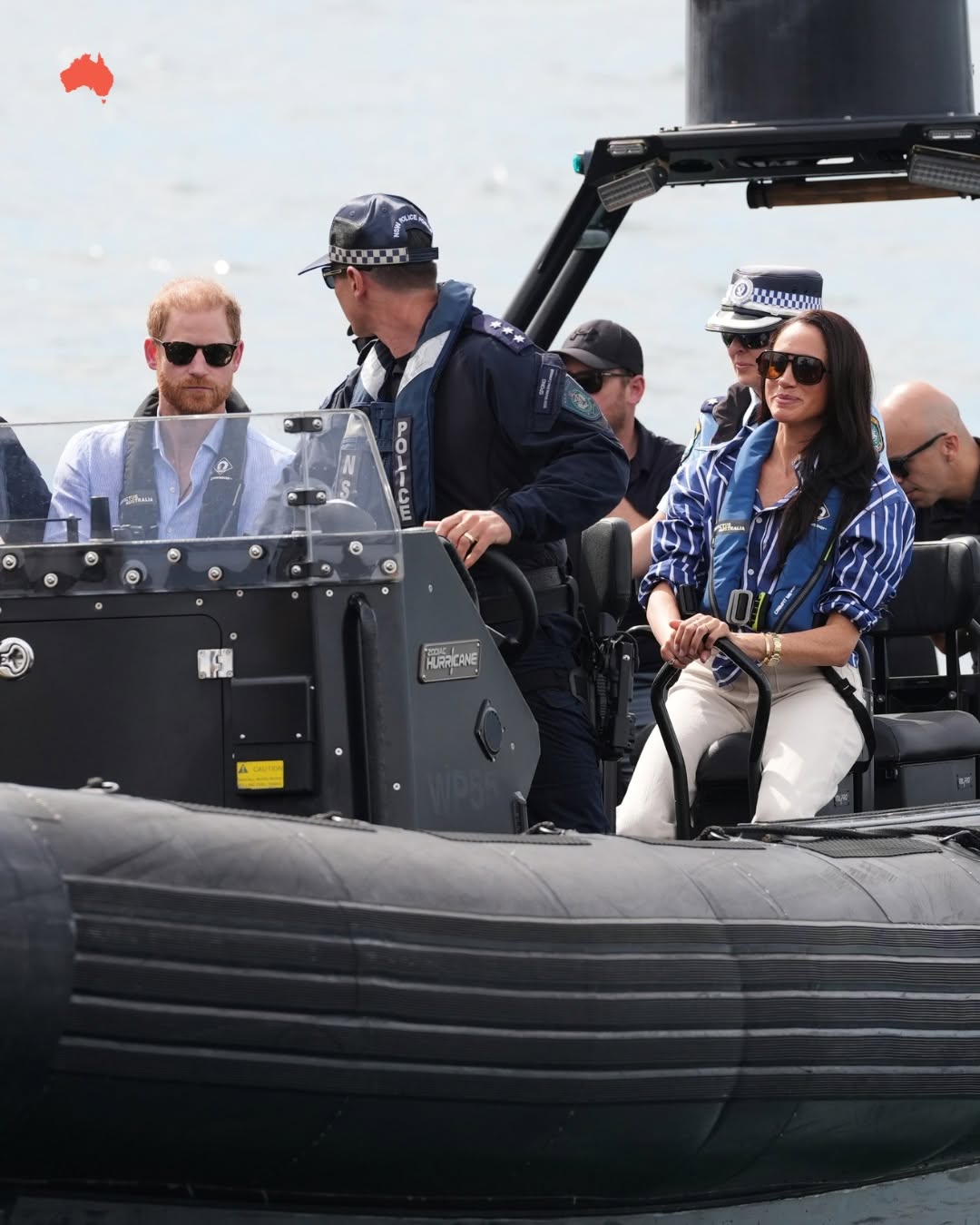 مشاهدة المعالم السياحية ولقاء المتابعين