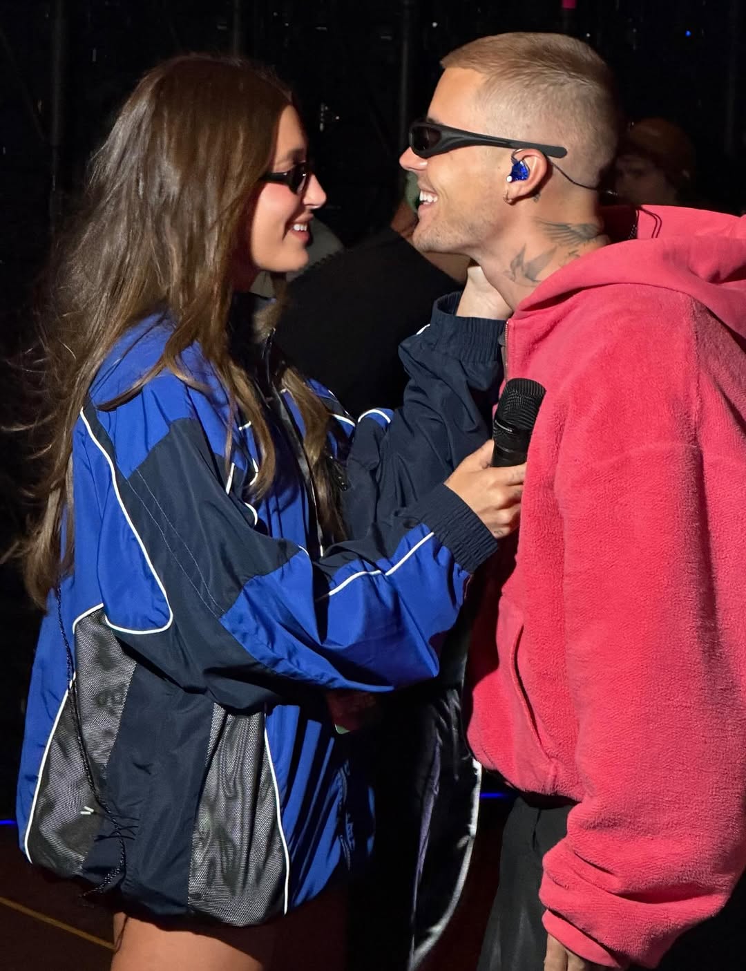 هايلي بيبر تدعم جاستن بيبر في كوتشيلا