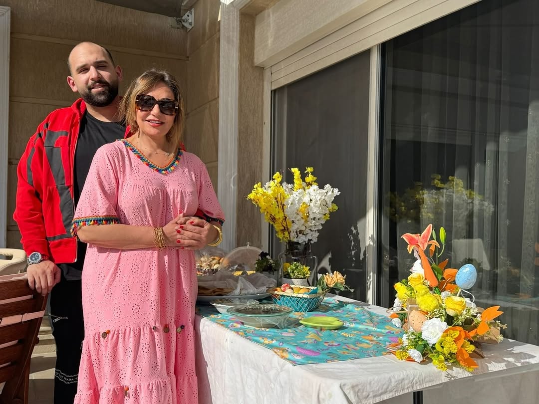 ليلى علوي وابنها