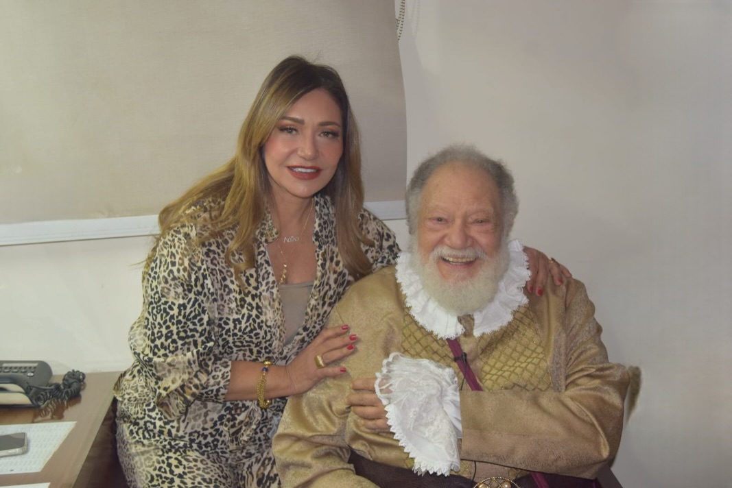 يحيى الفخراني وليلى علوي