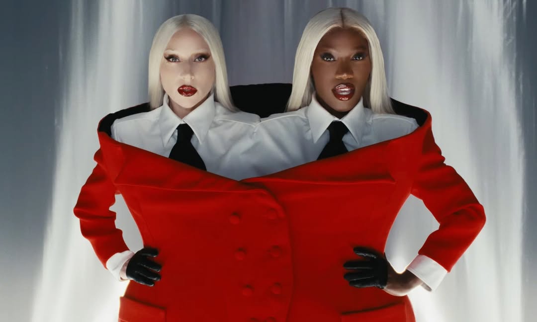 ليدي غاغا ودوتشي في الكليب