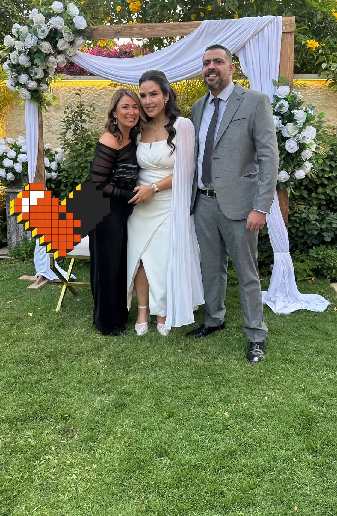 المخرج وليد الحلفاوي وخطيبته