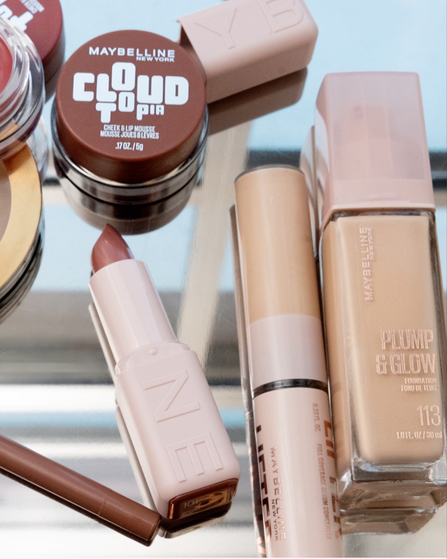 مستحضرات مكياج جيجي حديد من علامة Maybelline
