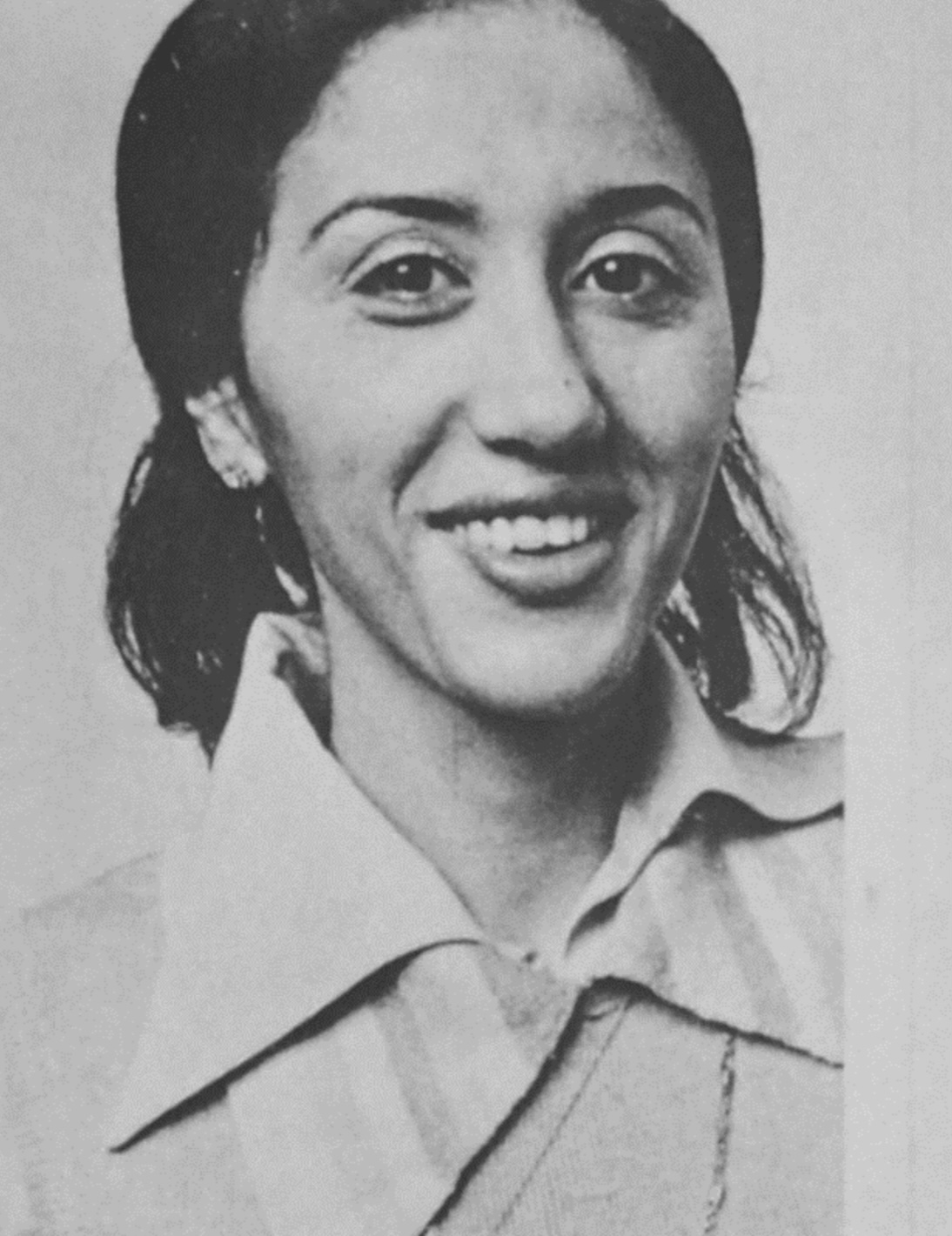 صفية بن زقر عام 1971 من الأرشيف الخاص بمتحف التيت البريطاني لندن - المصدر دكتورة إيمان الجبرين