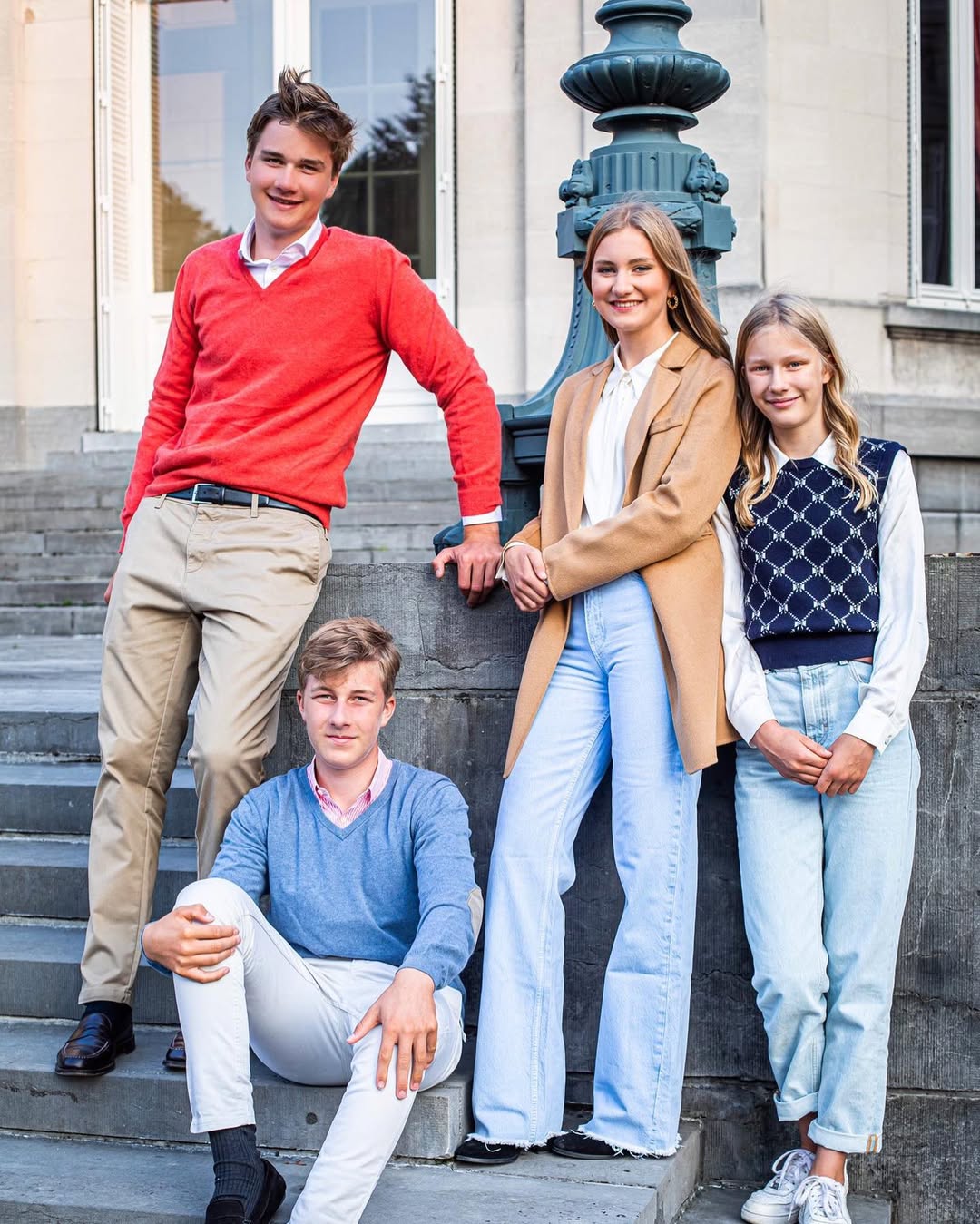 إليزابيث وإخوتها.. نموذج العائلة المتكاملة