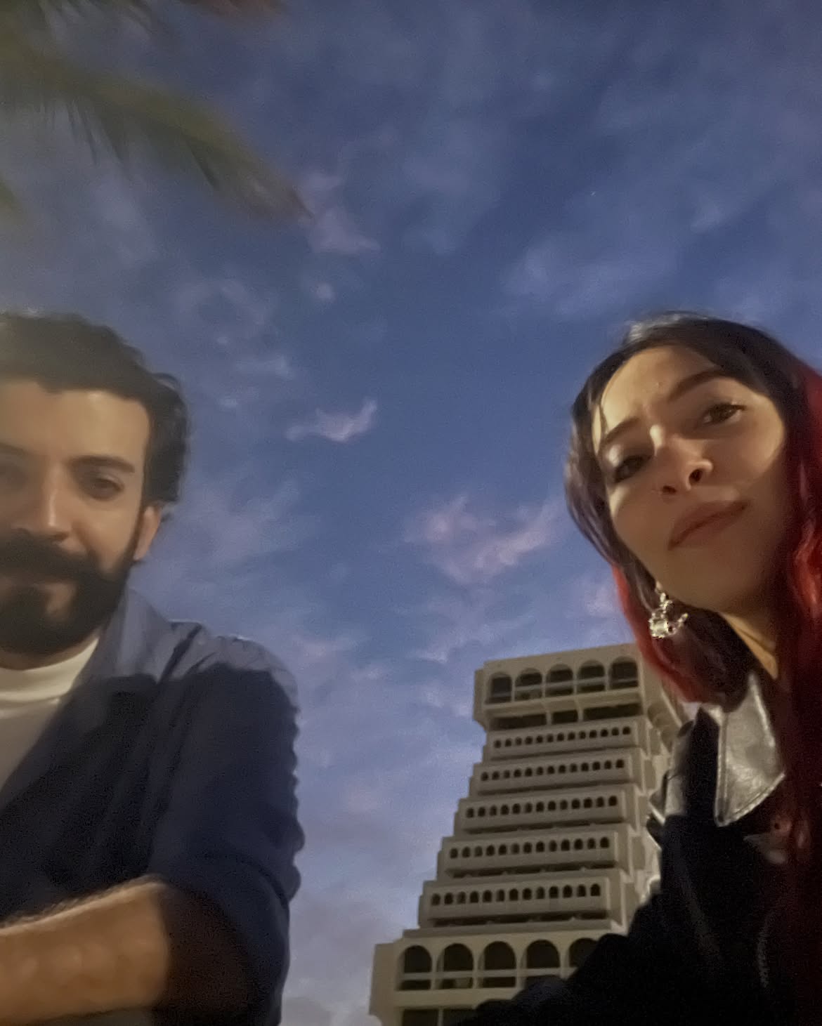 سارة طيبة ويعقوب الفرحان في فيلم "مسألة حياة أو موت"