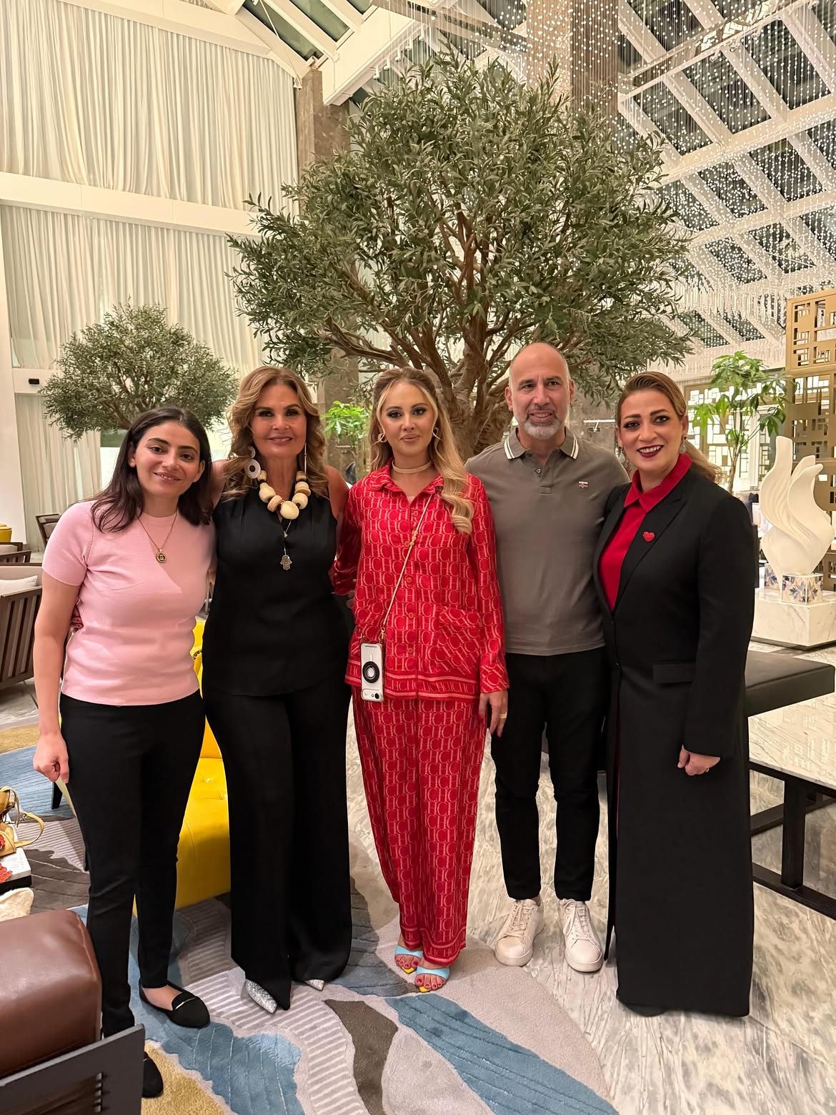 يسرا وياسمين رئيس في الرياض