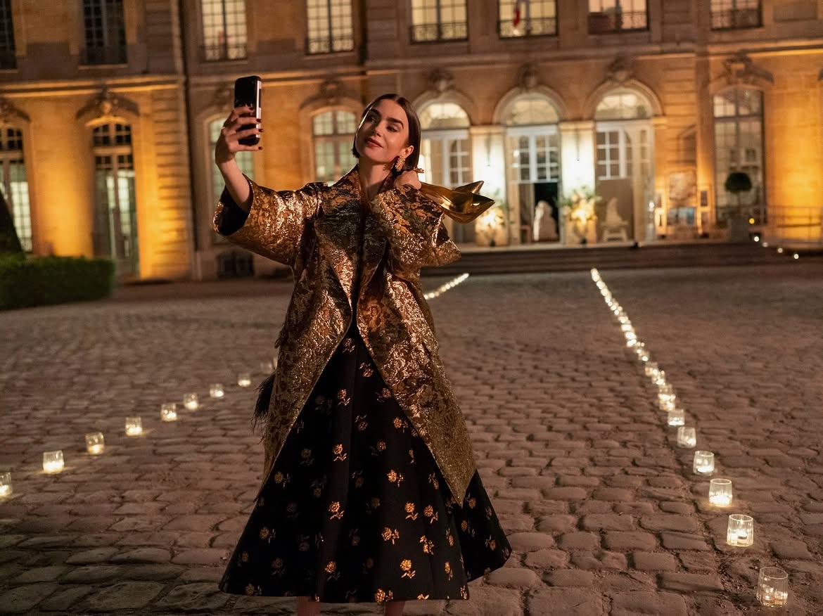 الموسم السادس من مسلسل "Emily in Paris"