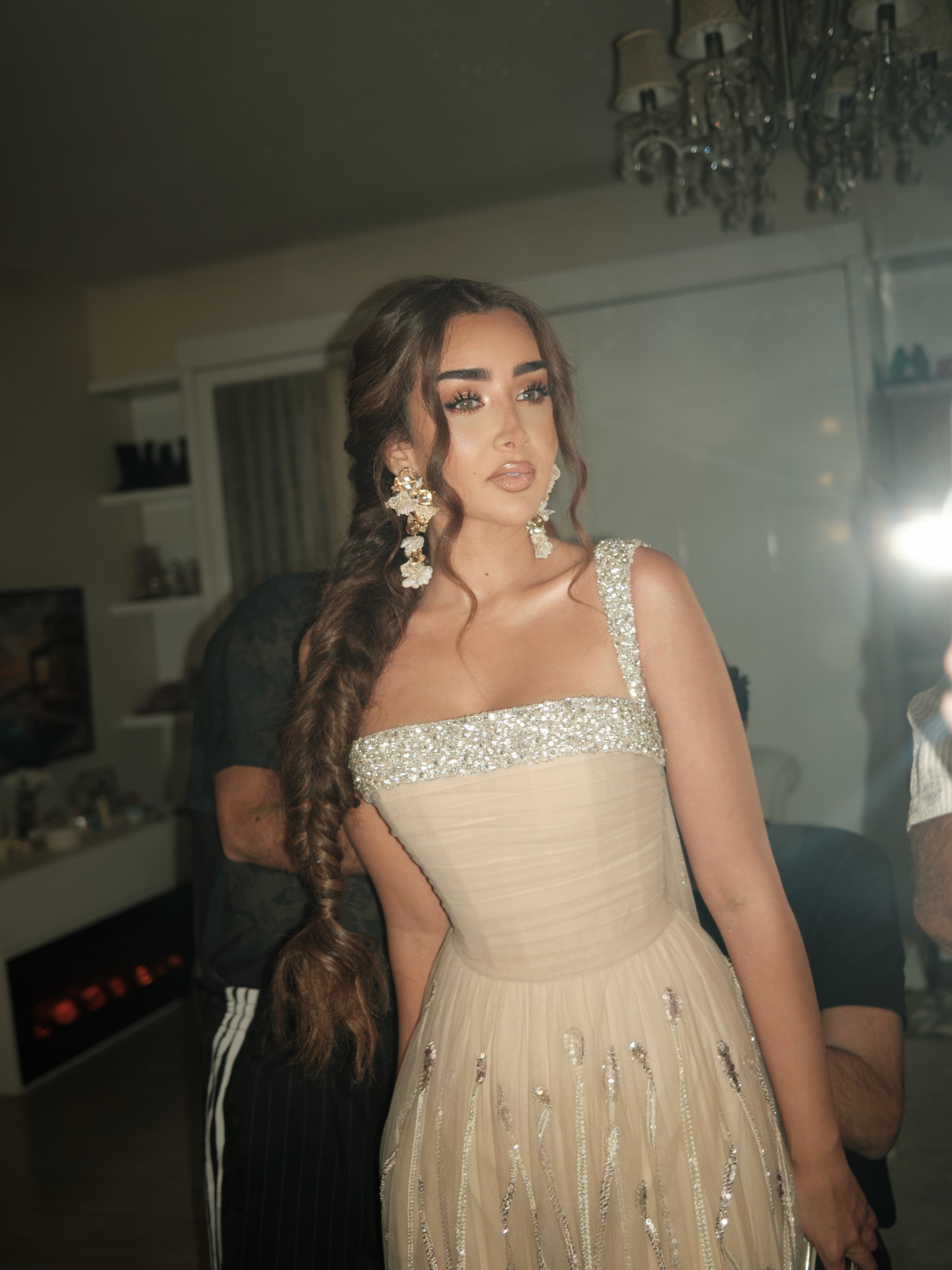 هنا الزاهد