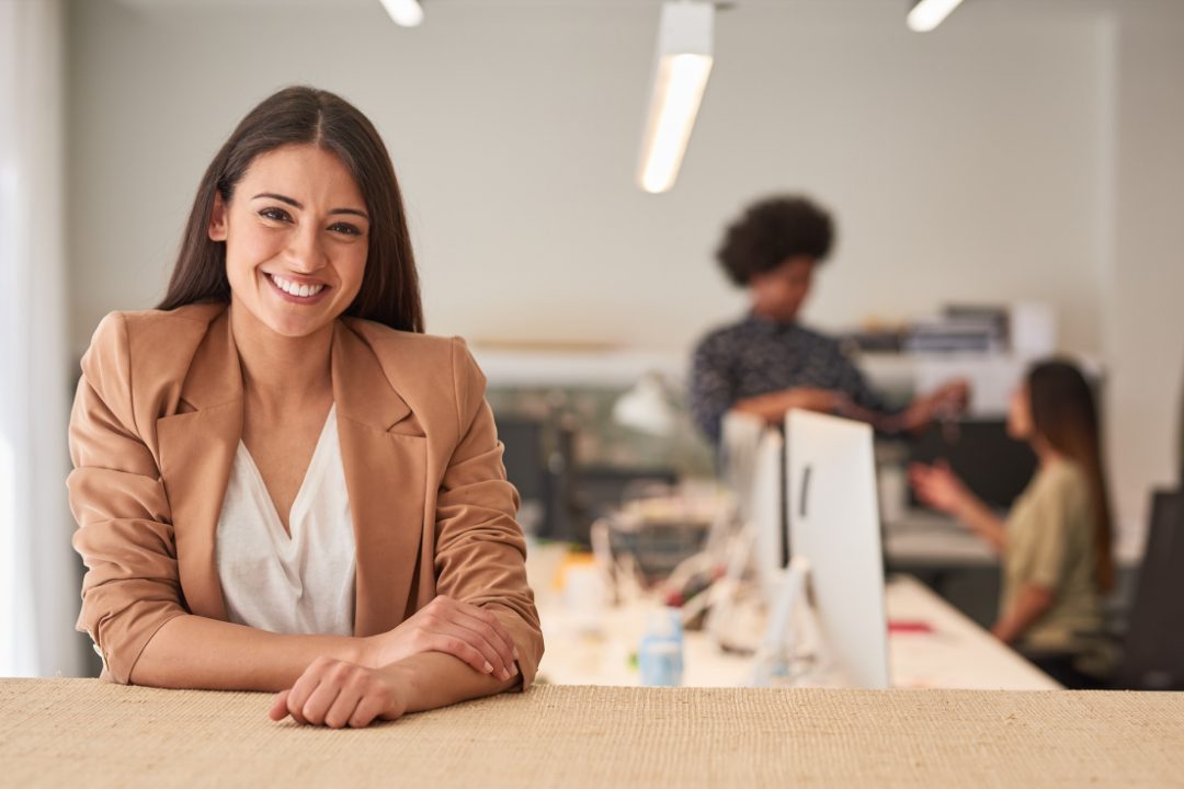 كيف تصبحين مديرة ملهمة ومحبوبة