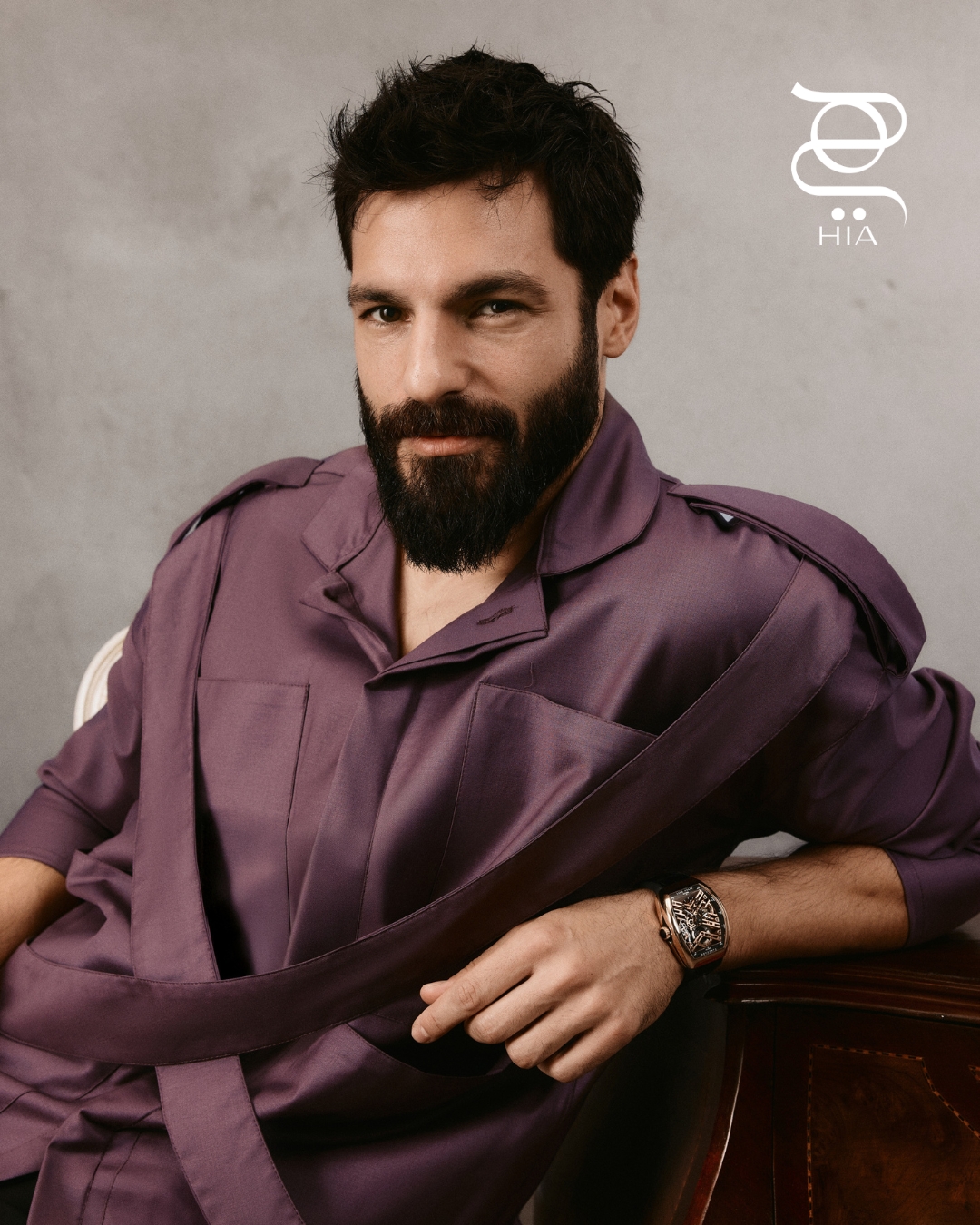 الممثل التركي سركان شاي أوغلو بعدسة "هي"