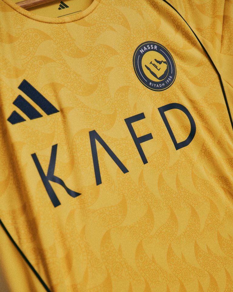 أديداس ونادي النصر يطلقان القميص الأساسي الجديد عبر حدث استعراضي