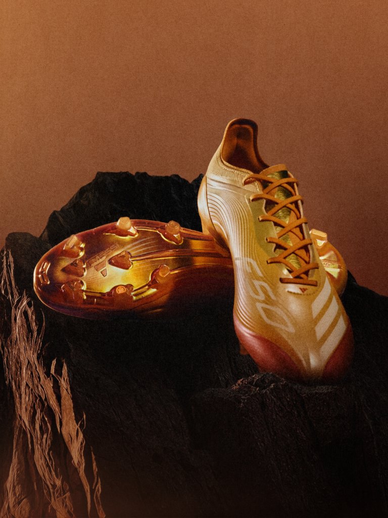 أديداس تقدم حذاء F50 MESSI HORA DORADA