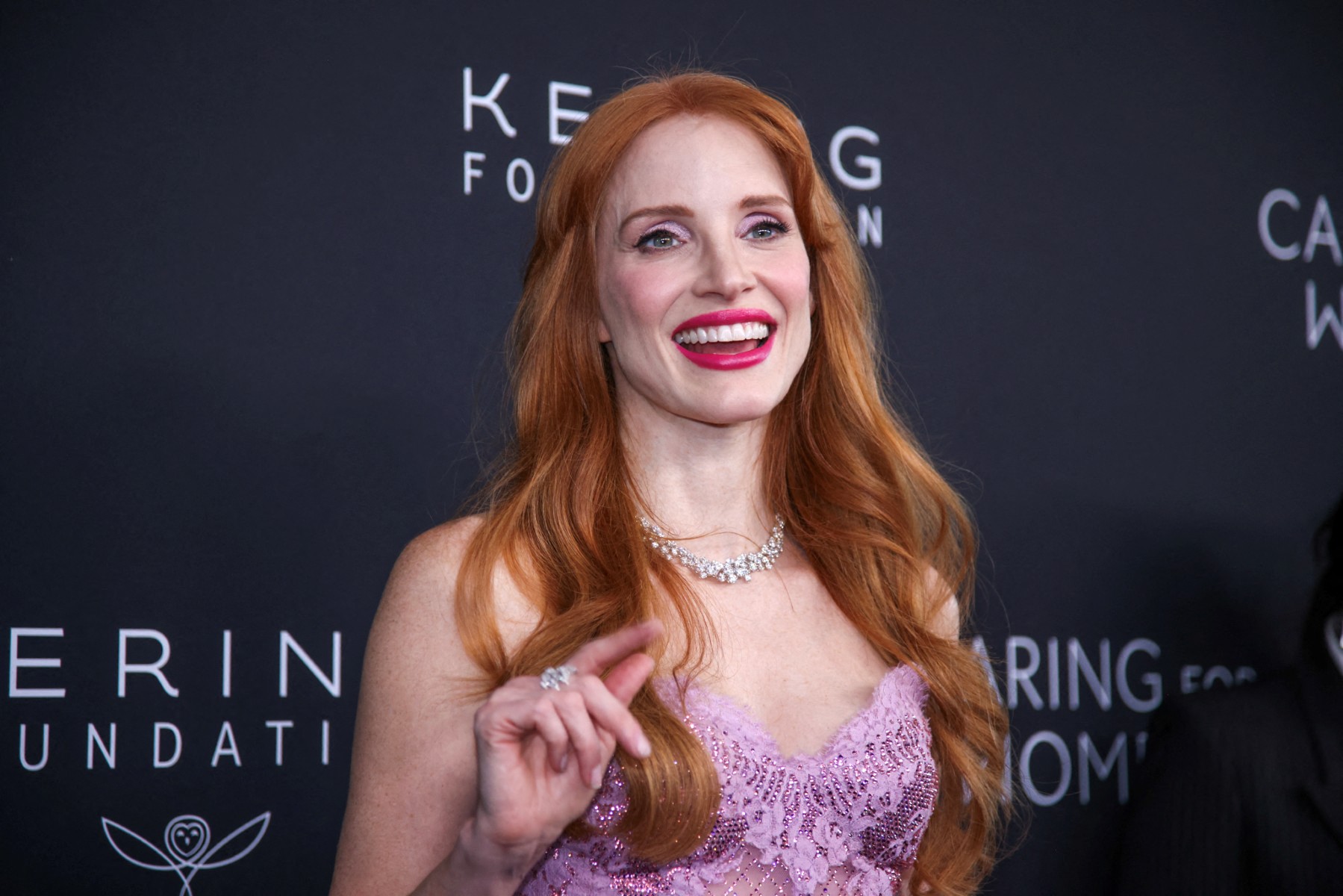 جيسيكا قبل قص شعرها