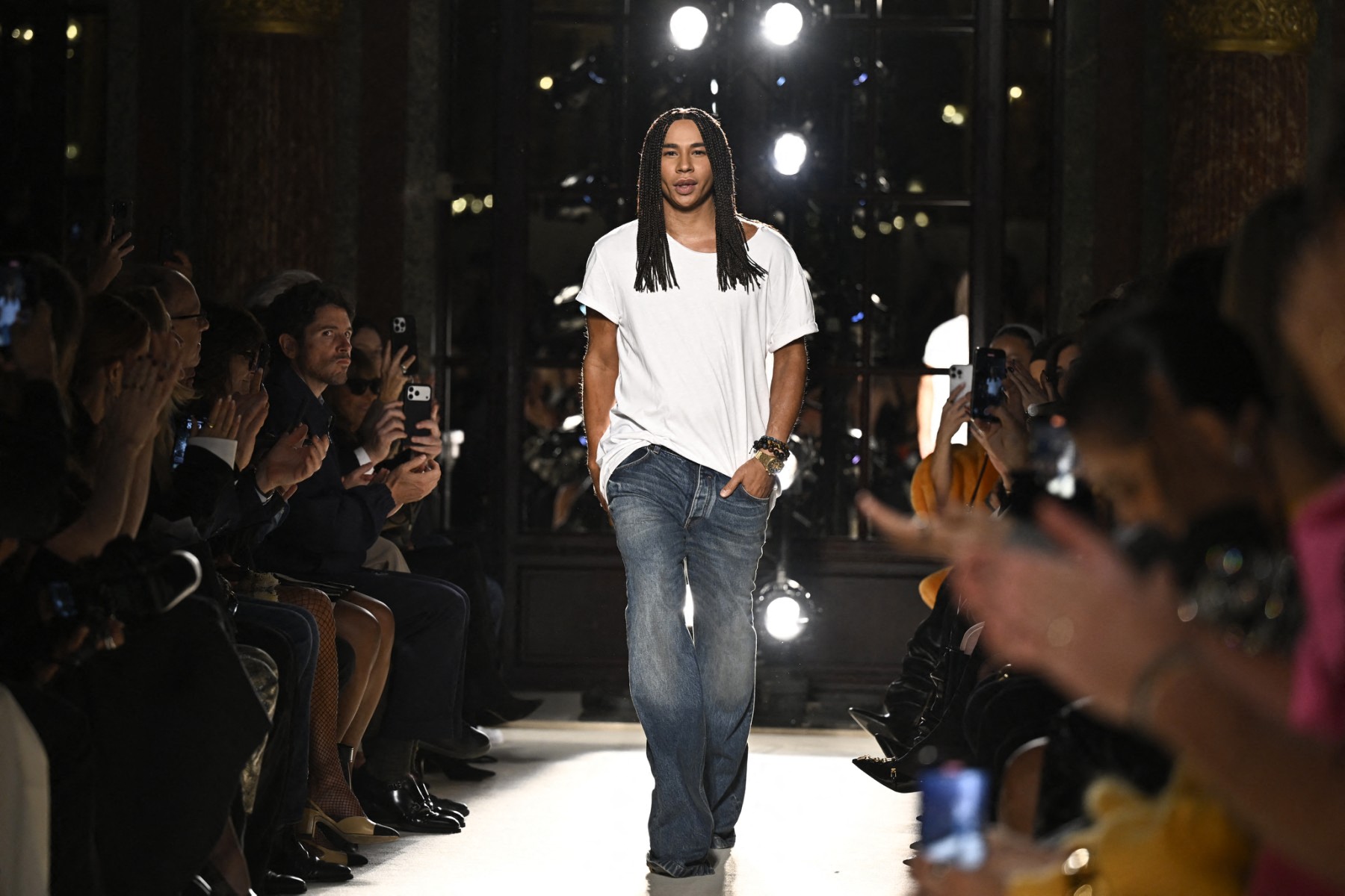Rabanne تعيّن المصمم "أوليفييه روستينغ" Olivier Rousteing مديراً إبداعياً جديداً لها