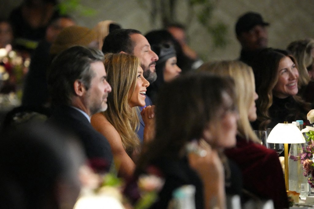 جينيفر أنيستون وجيم كورتيس في أحدث ظهور علني