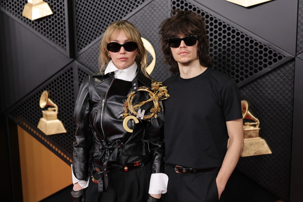 مايلي سايرس وخطيبها