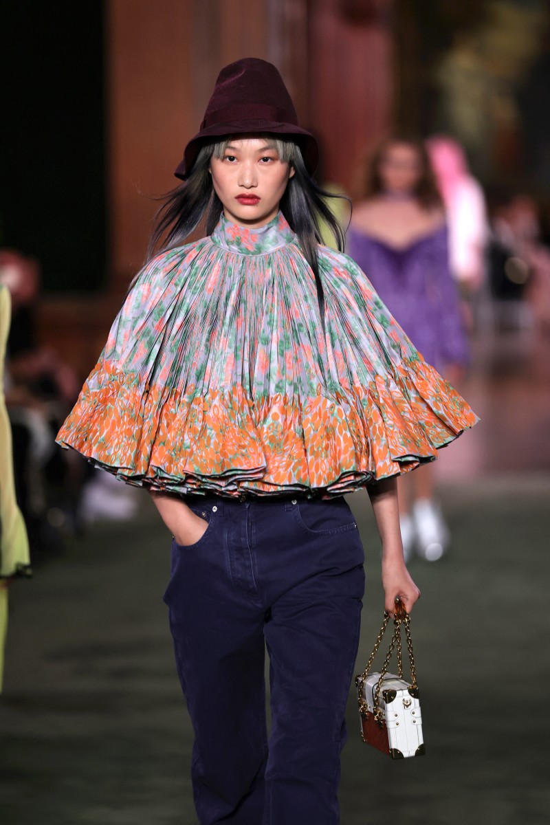 من مجموعة Louis Vuitton كروز 2027، مصدر الصور AFP