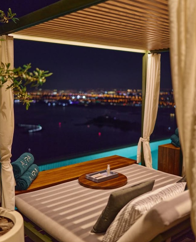 Aura Skypool