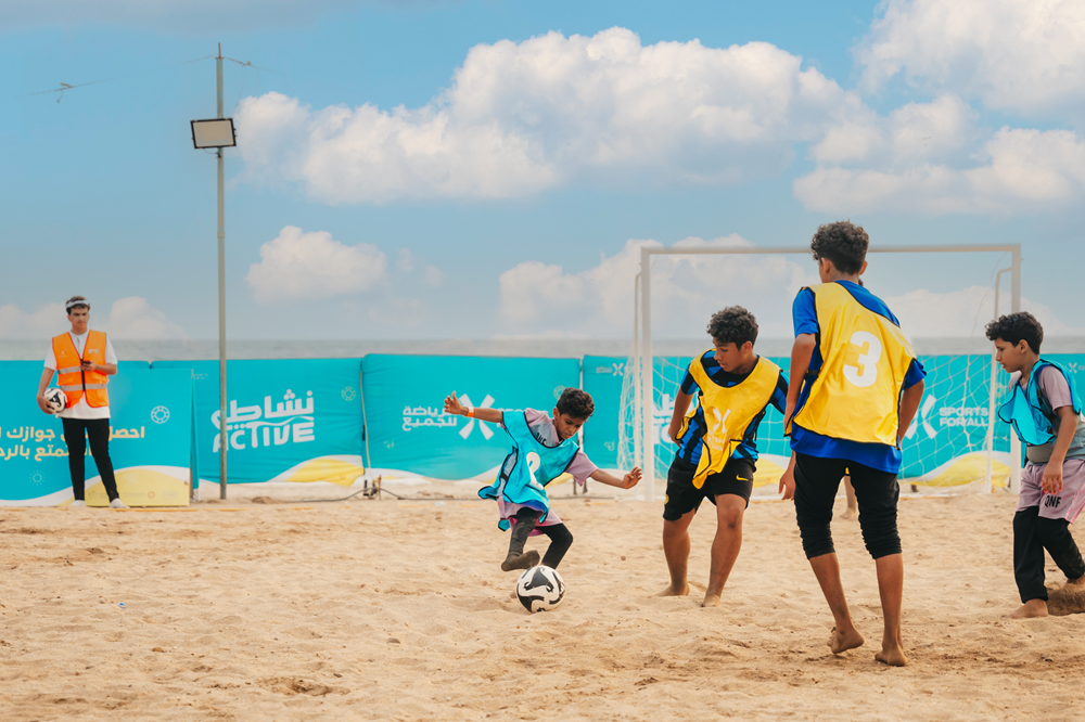 انطلاق أول مهرجان عائلي للرياضات الشاطئية في المملكة 