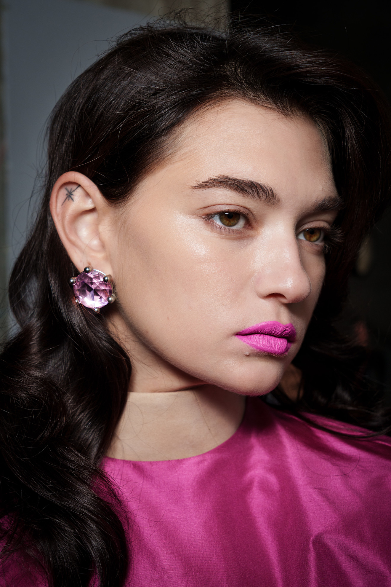 ألوان أحمر شفاه قوي ومشرق