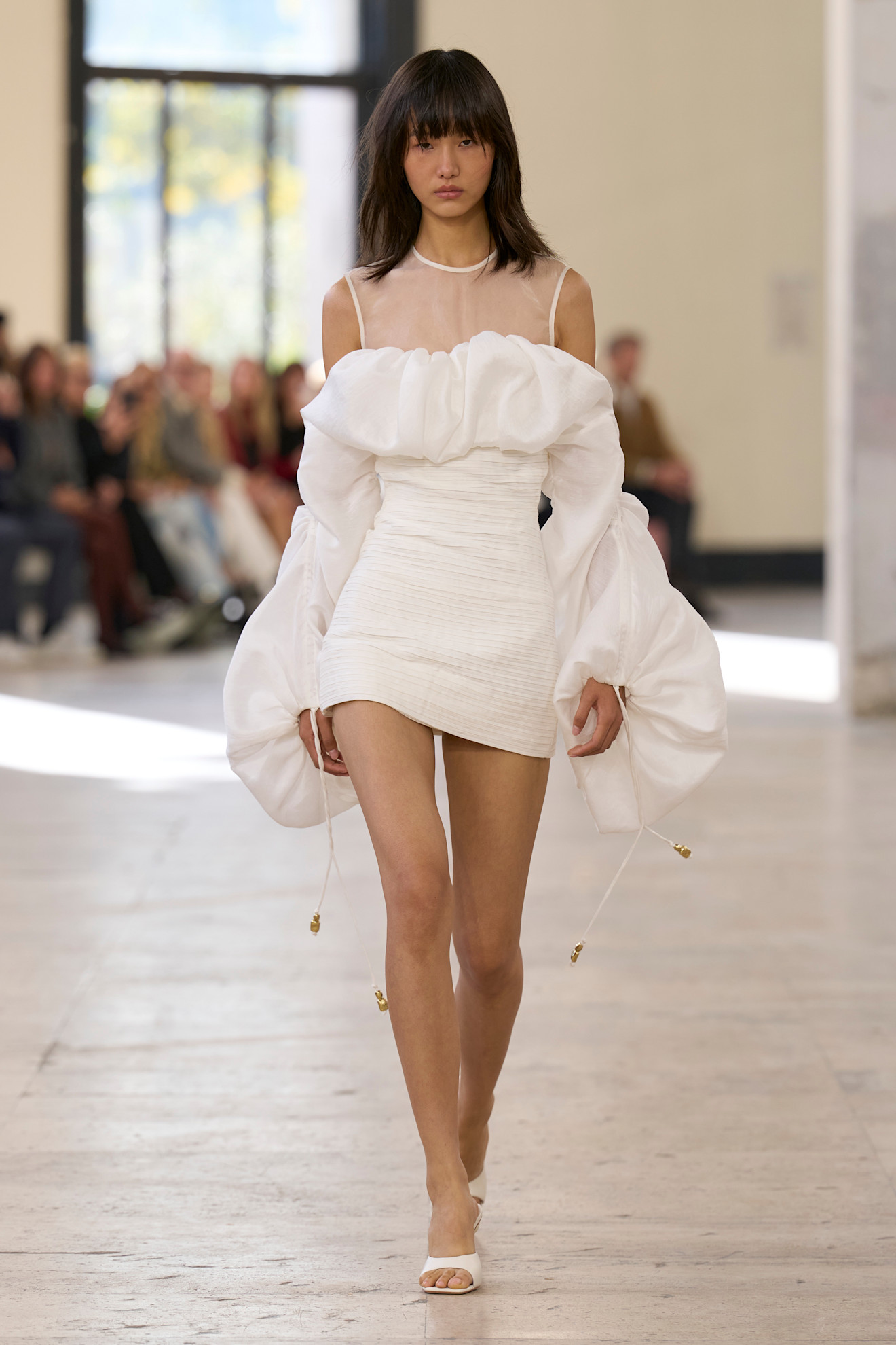 3 طرق لتنسيق اللّون الأبيض لربيع وصيف 2026