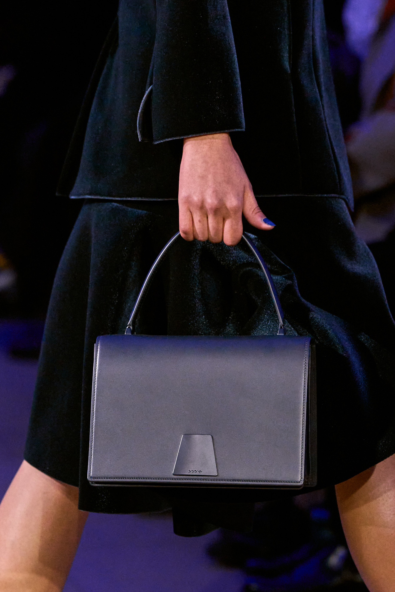 أبرز حقائب خريف وشتاء 2025-2026