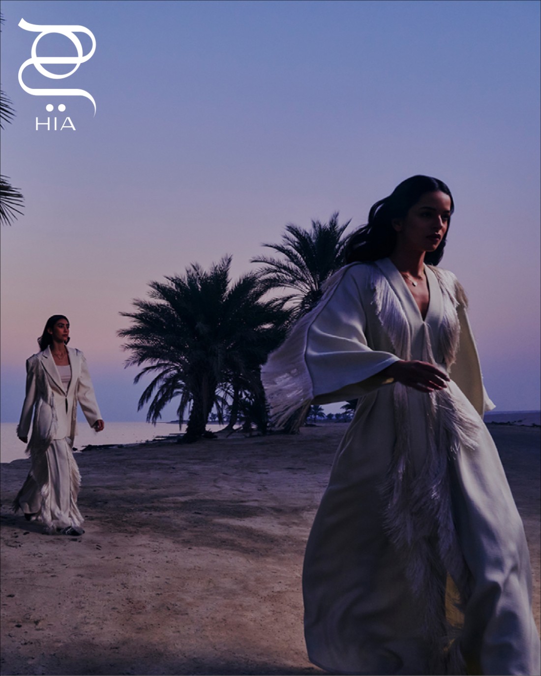 تالا بفستان من "ريبرث" Rebirth نور ببدلة من "ريبرث" Rebirth ومجوهرات من "شارمالينا" Charmaleena